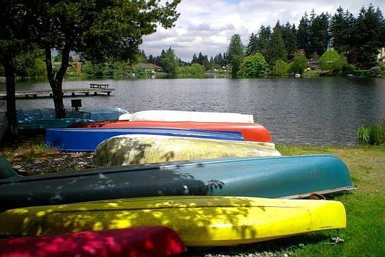 Echo Lake, Take a Boat Ride!