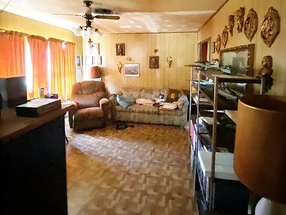 2nd image of 1107 Trimm Ave