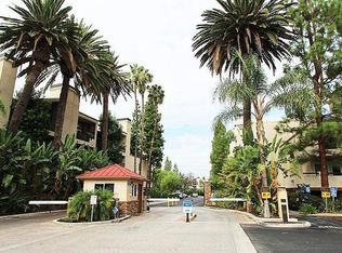 5540 Owensmouth Ave APT 220, Woodland Hills, CA 91367