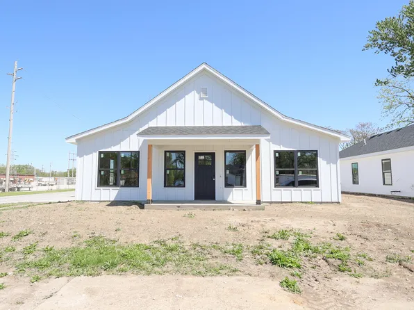 420 Johnson St, Moberly, MO 65270