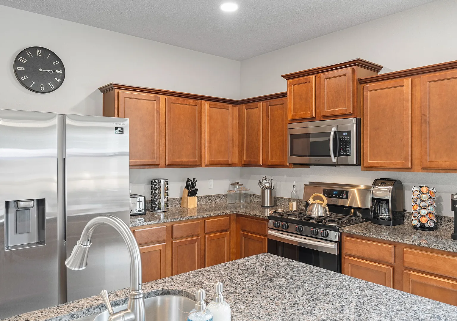 3 bed, 1470 sqft, $3,000 — Photo 4
