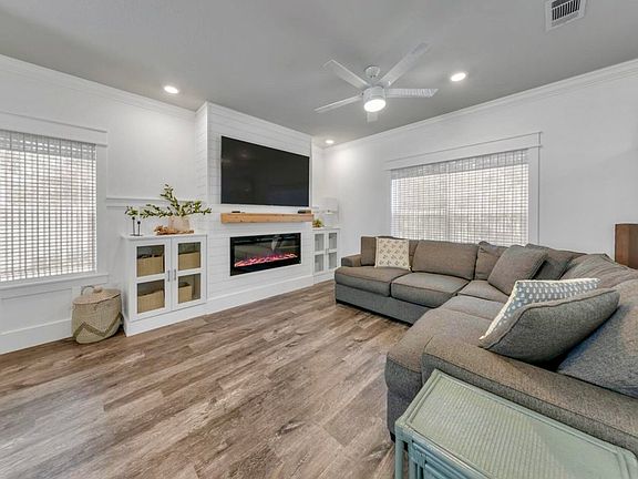 4th image of 148 Stonegate Cir