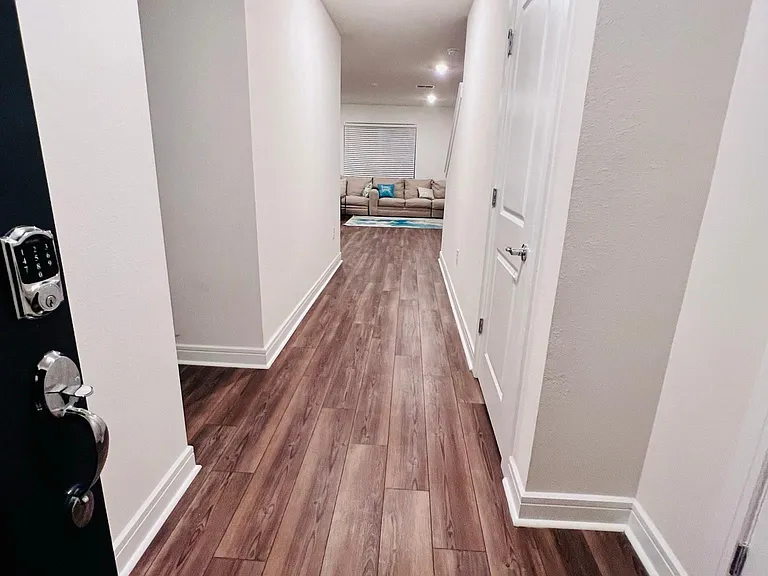 30555 Thunderbird Dr — Photo 3