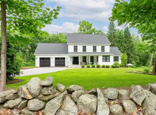 166 Piscassic Rd, Newfields, NH 03856