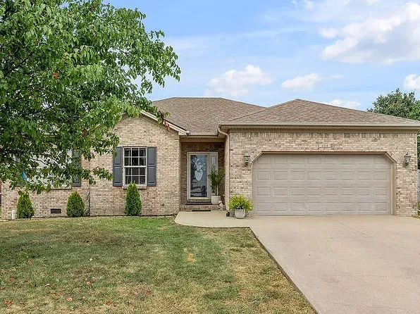 404 Virginia Ln, Nicholasville, KY 40356