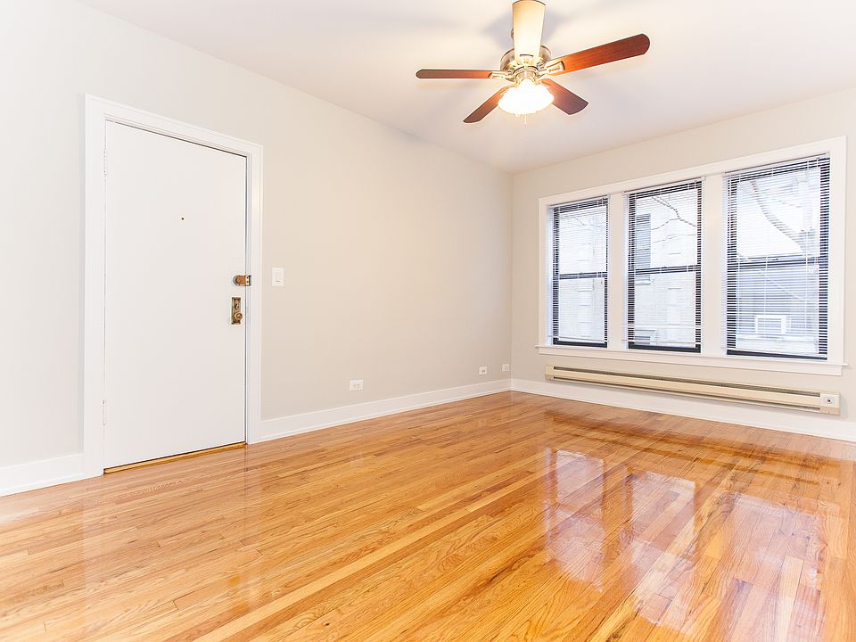 1st image of 619 1/2 W Melrose St #C2