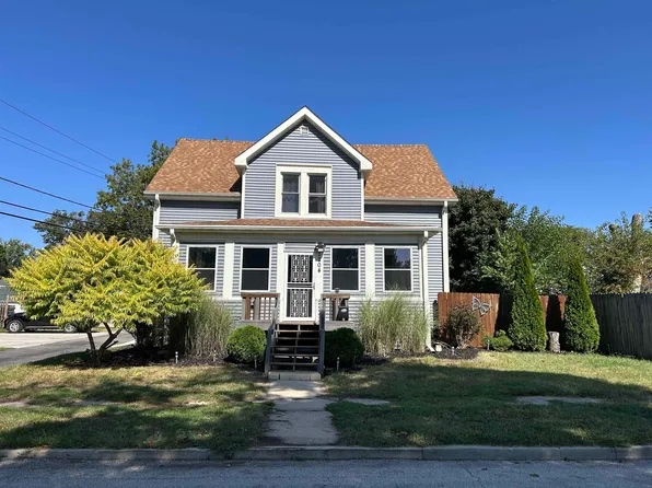 1204 3rd St, Mendota, IL 61342