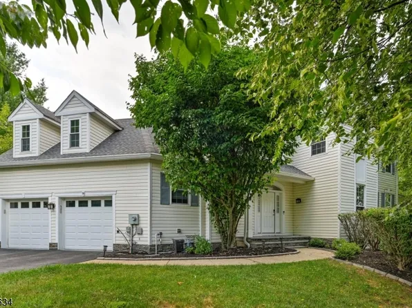 56 Liberty Ridge Rd, Bernards Twp., NJ 07920