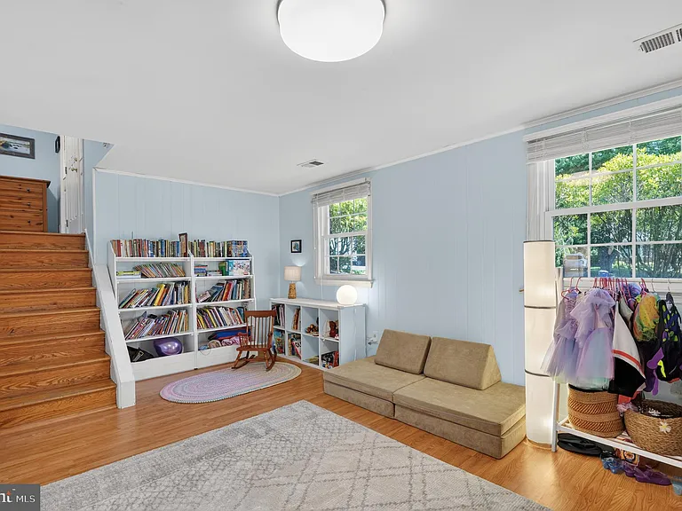 10207 Antietam Ave — Photo 19