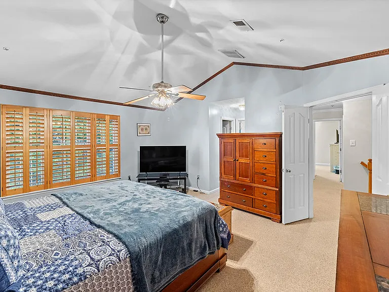 5714 Silk Tree Dr — Photo 30
