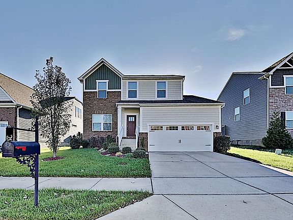 3rd image of 2061 Leeds Ln