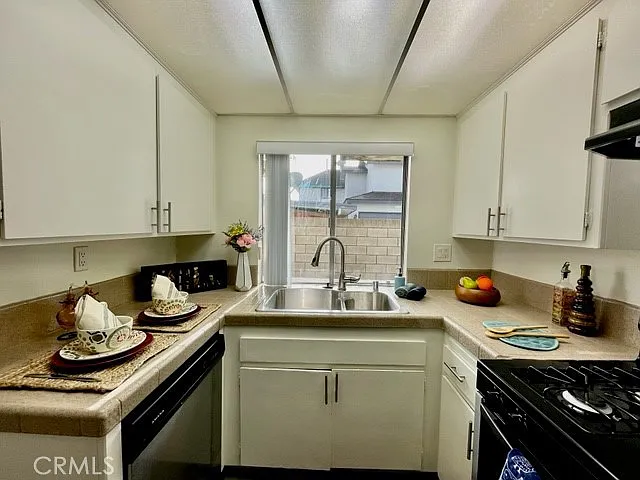 17181 Elm Ln #4 — Photo 23