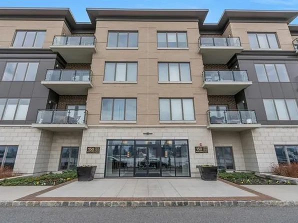 150 Henley Pl APT 203, Gardens, NJ 07086