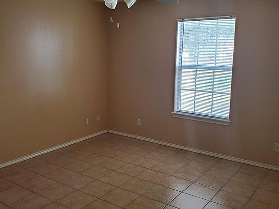 4th image of 1006 Lilia Dr #172