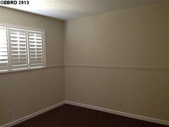 4th image of 1106 Mission Dr