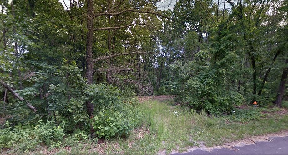 1st image of 16-22519 Weedon Ln
