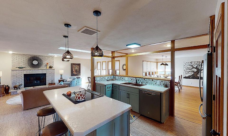 New kitchen in home center