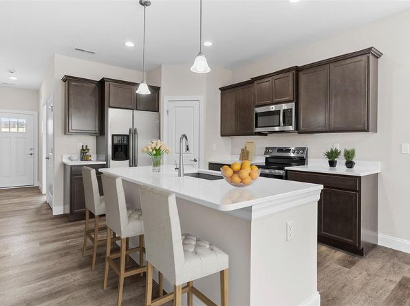 899 Walter Way, Washington, MO 63090