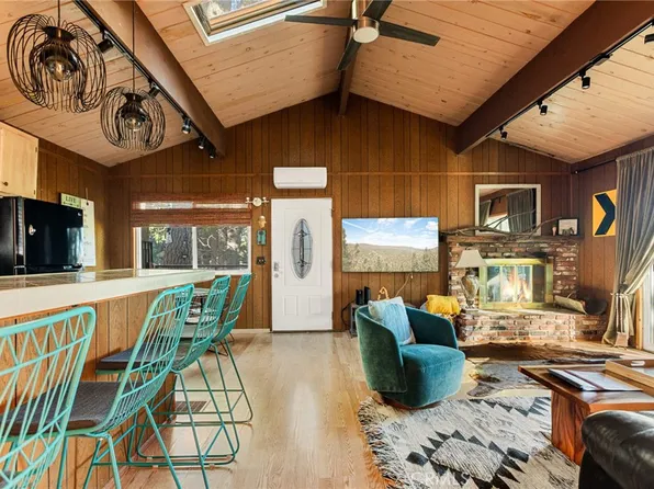 999 Mercury Way, Crestline, CA 92325