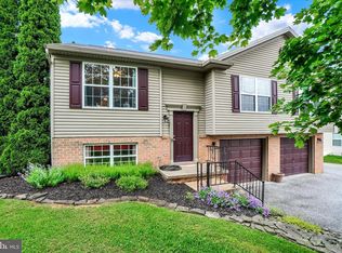 4373 Walters Hatchery Rd, Seven Valleys, PA 17360