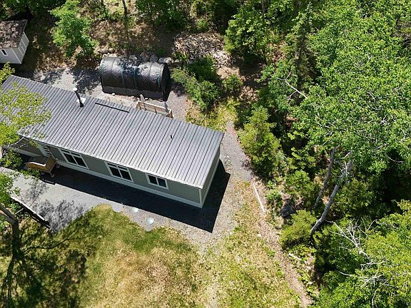 2nd image of 7 Ernest Marion Dr