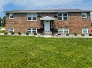 402 Caroline Ave #11, Hubbard, OH 44425
