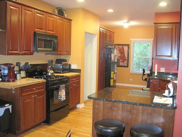 255 S Happ Rd — Photo 5