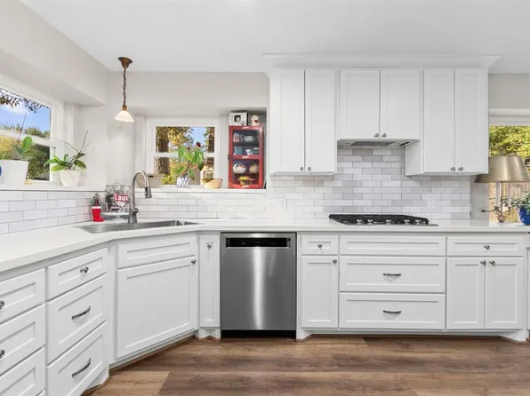 15610 Ten Oaks Drive, Tomball, TX 77377