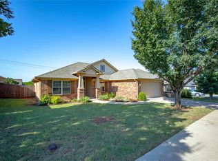 716 Carolyn Ridge Rd, Norman, OK 73071
