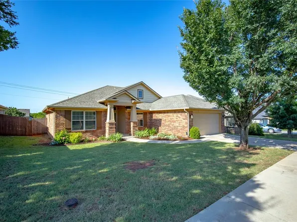 716 Carolyn Ridge Rd, Norman, OK 73071