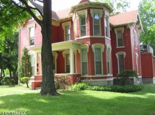 1230 W Willow St APT 1, Lansing, MI
