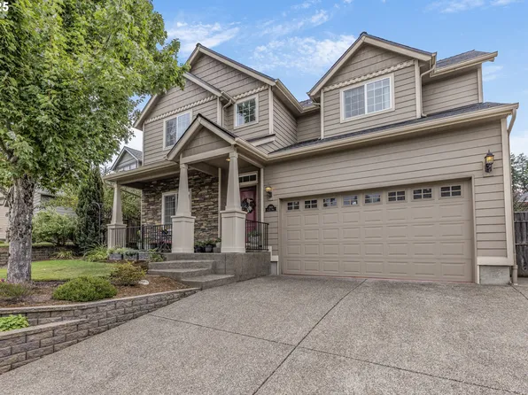 3369 Falcon Dr, Springfield, OR 97477