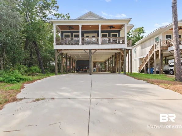 5299 Pine Rd, Orange Beach, AL 36561