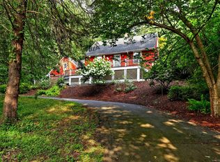 643 Dogwood Rd, Orange, CT 06477