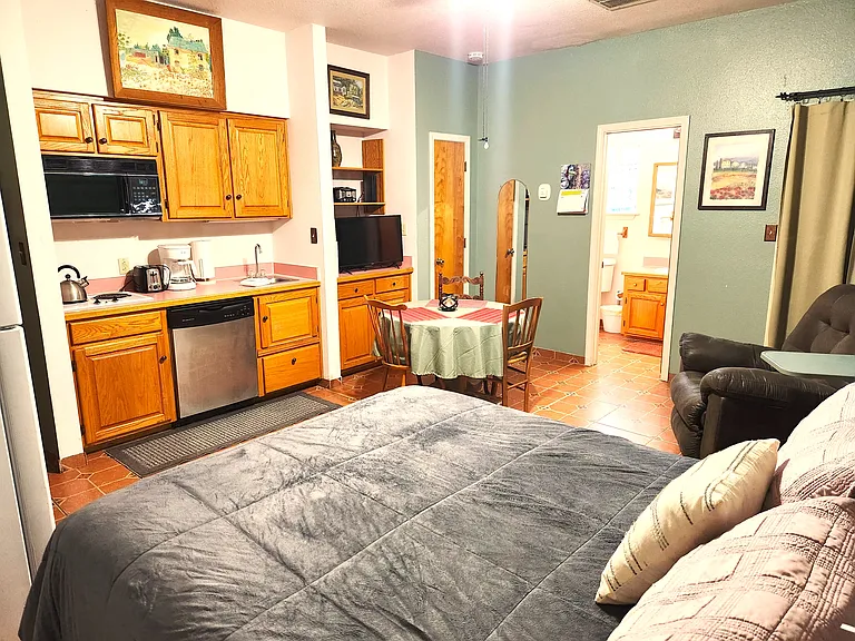 802 Avenida Del Sumbre #A — Photo 4