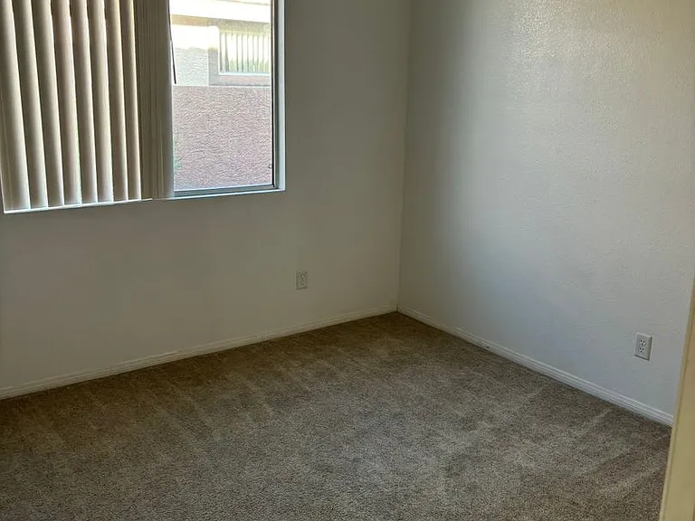 11425 Drappo Ave — Photo 23