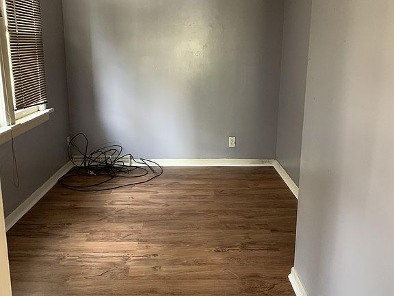 4th image of 1416 Miami St #1