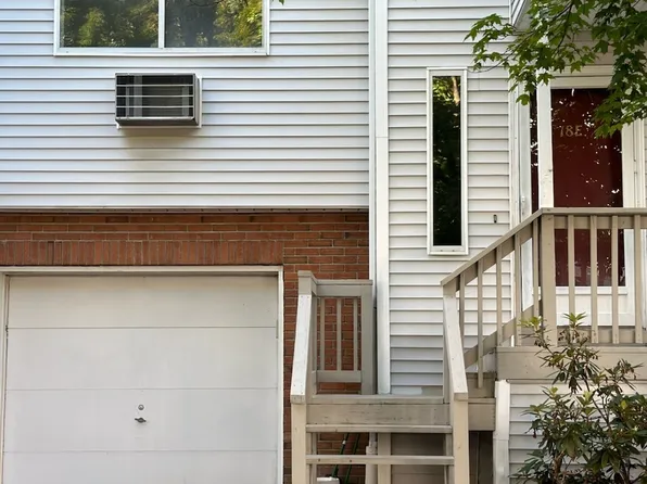 925 Oronoke Road #18E, Waterbury, CT 06708