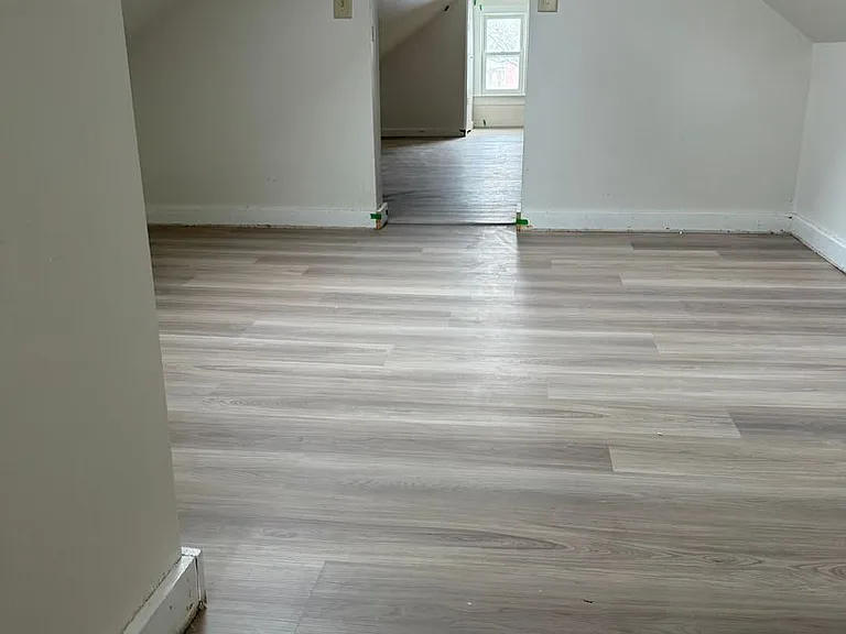 2304 Clark St — Photo 16