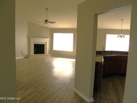 3rd image of 12028 Carnegie Ave