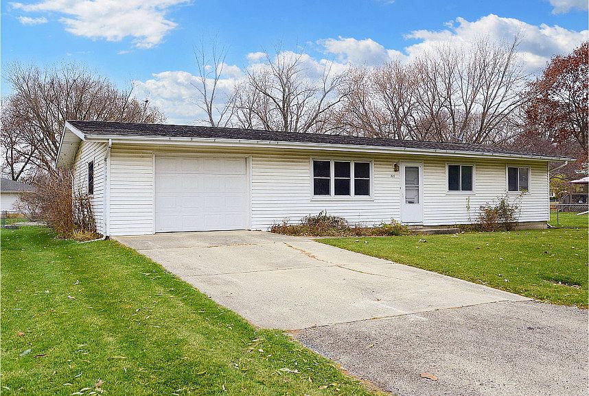 1821 Walnut St, Ottawa, IL 61350 Zillow