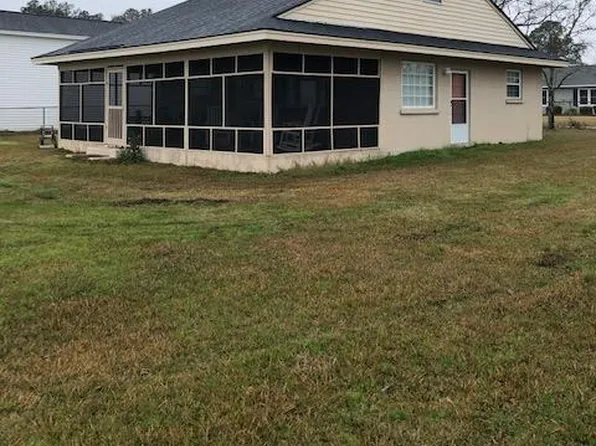 1285 Holland Rd, Summerton, SC 29148