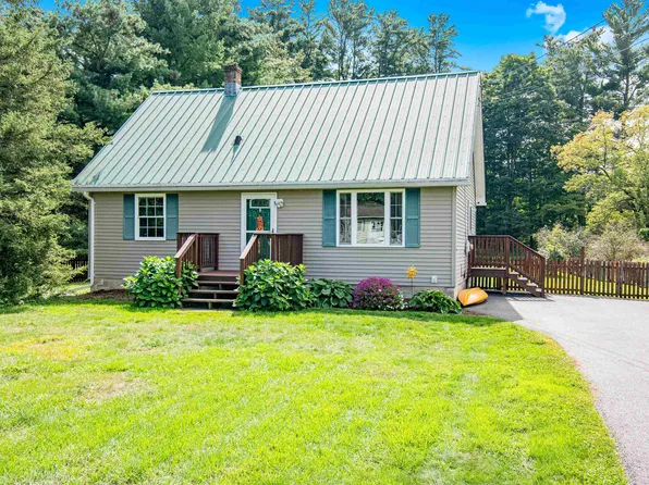 56 Sunset Circle, Georgia, VT 05468