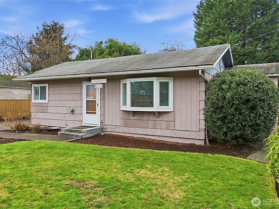 3rd image of 12203 48th Avenue S #A & B