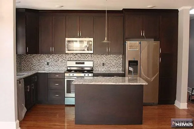 441 Stockton Pl #2 — Photo 3
