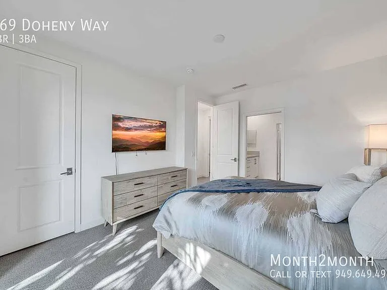 769 Doheny Way — Photo 25