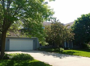 3310 Mini Dr, Wadsworth, IL 60083