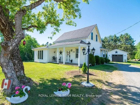 3709 Old Barrys Bay Rd, Madawaska Valley, ON K0J 1B0
