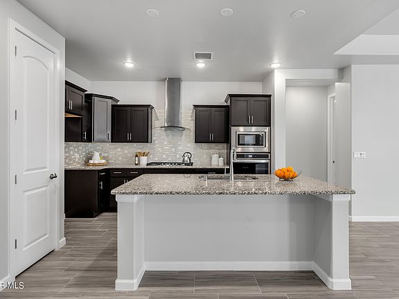 5th image of 13861 Paseo Alegre Ave