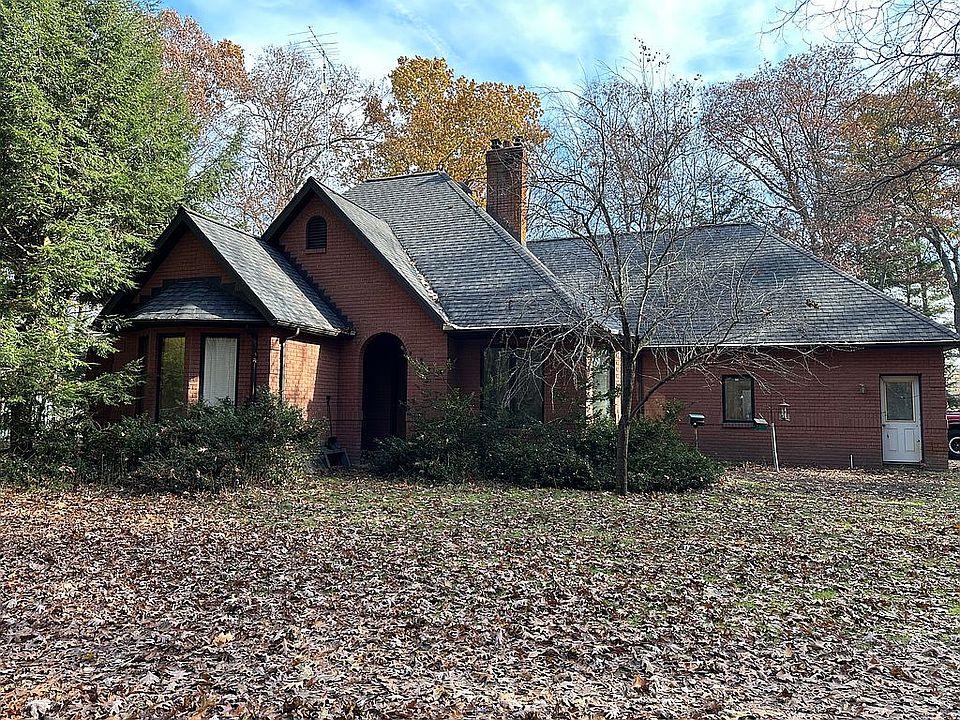 2nd image of 2491 54th St